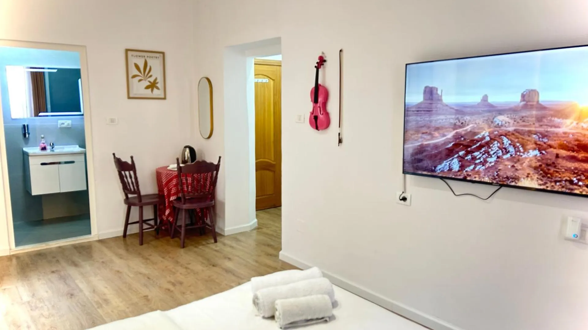 Melody Apartments טיראנה אלבניה